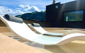 Goldhirsch Aparthotel